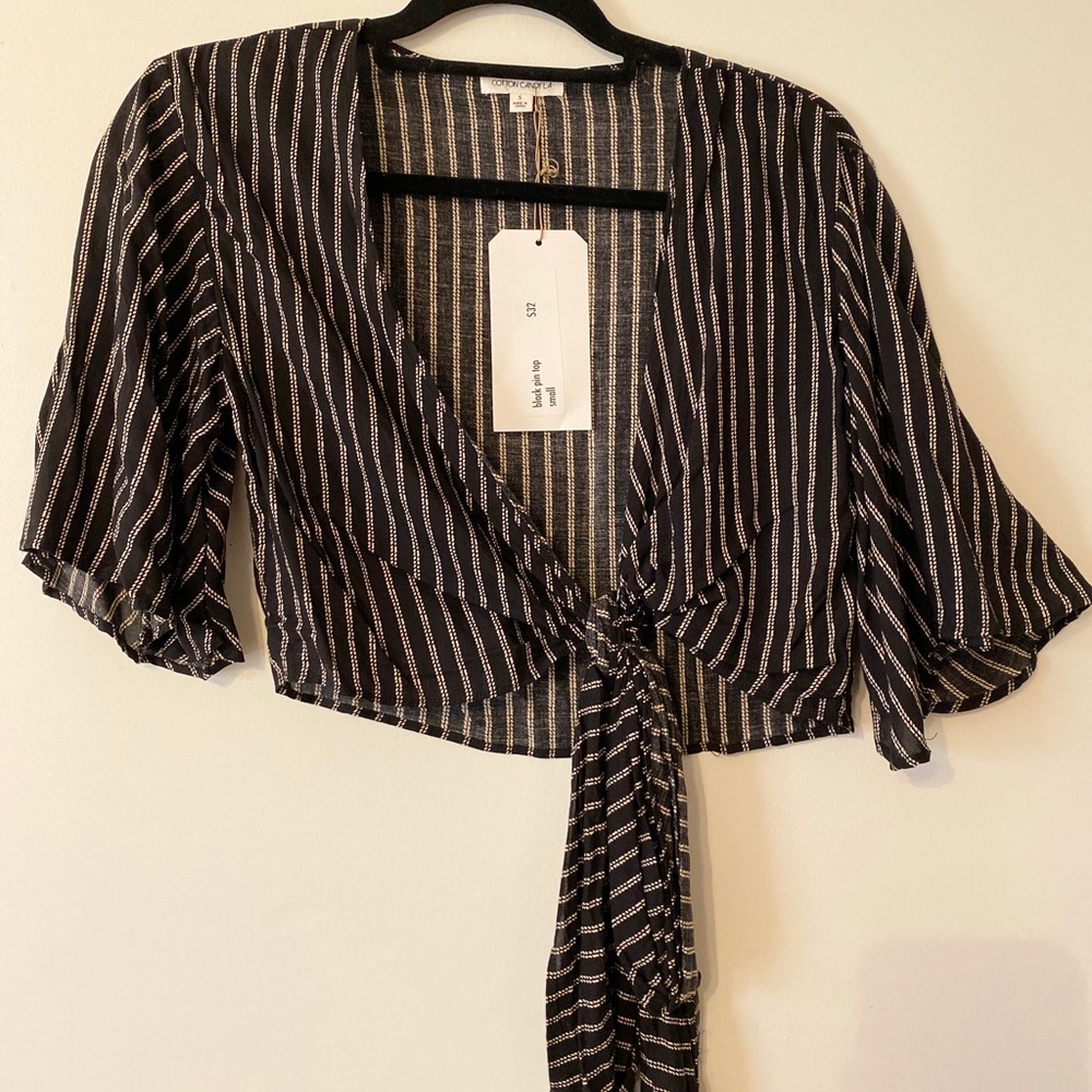 Tie up stripped blouse